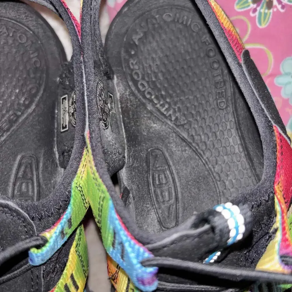 KEEN Newport Retro Hiking Sandals – Men's Size 10.5 (Original Tie Dye)